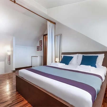 Regina Bella By Casa Da *